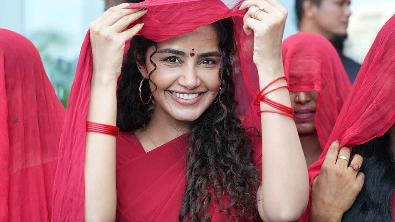Can Anupama Parameshwaran Carry Paradha to Box Office Success?