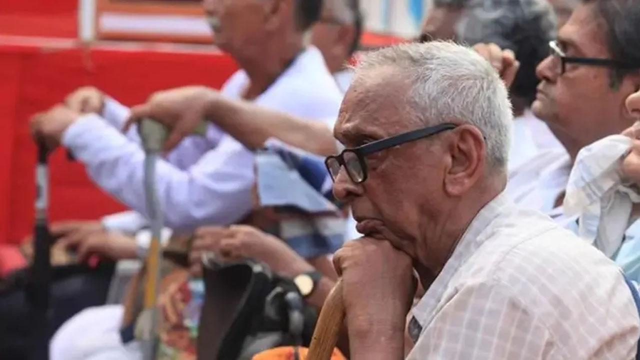 Despite Benefits, Unified Pension Scheme Fails To Attract Employees?