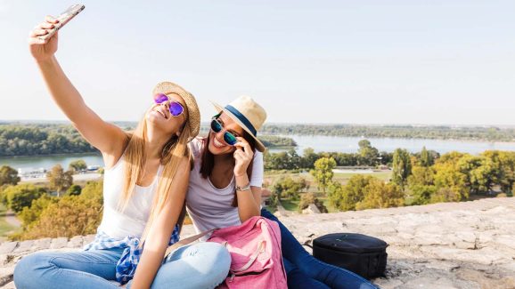 5 Types Of Sibling Boundaries Every Adult Relationship Needs