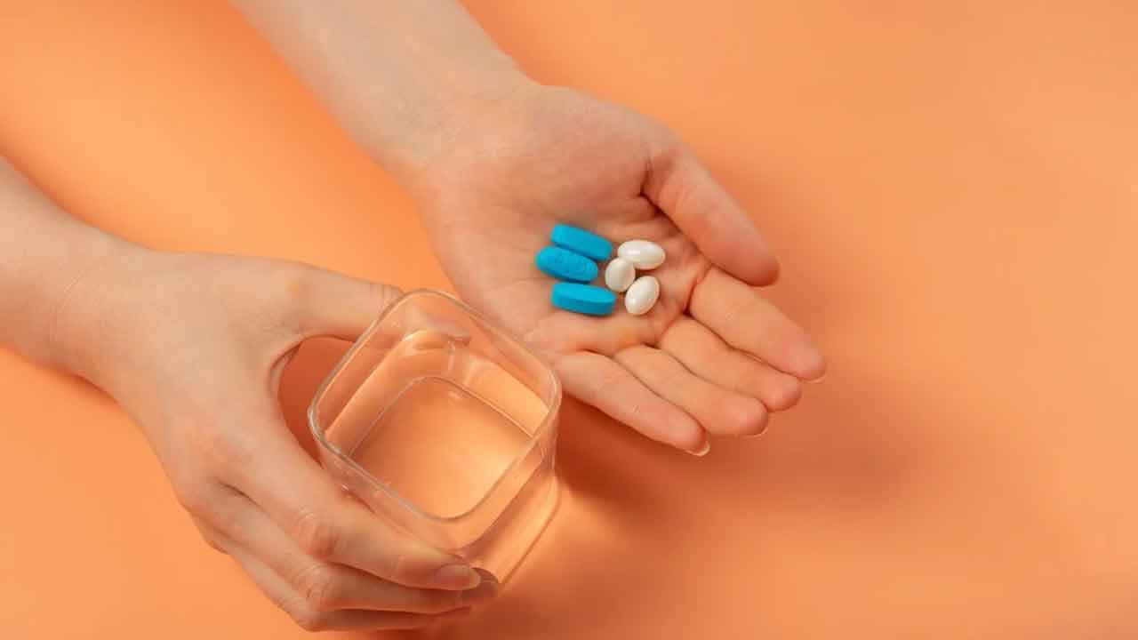 Myths vs Facts: Can You Take Tablets with Cold Water?