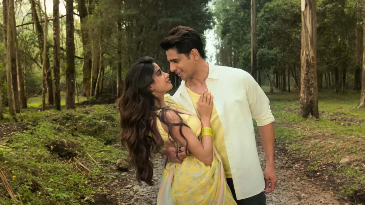 Janhvi Kapoor Overhyped? Will Param Sundari Not Meet Expectations?