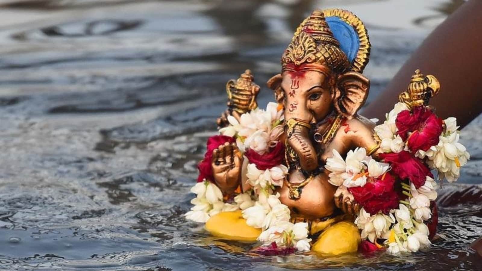 Ganesh Visarjan 2025: Traffic Restrictions Announced in Hyderabad