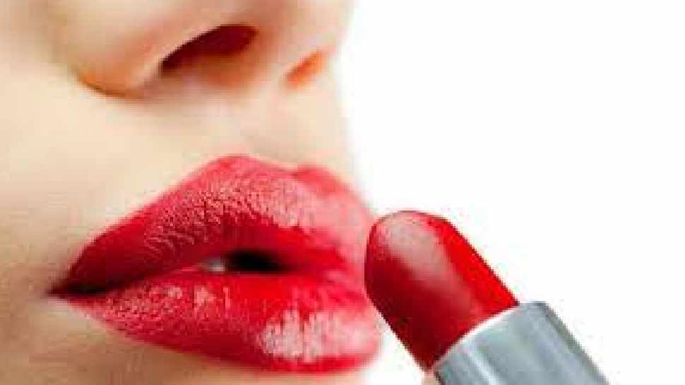 Top 7 Tips to Make Your Lipstick Last Longer