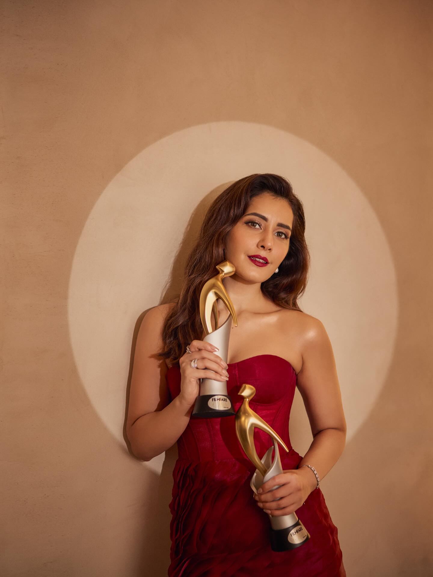 Raashii Khanna Looks Sizzling Hot in Off-Shoulder Red Ensemble