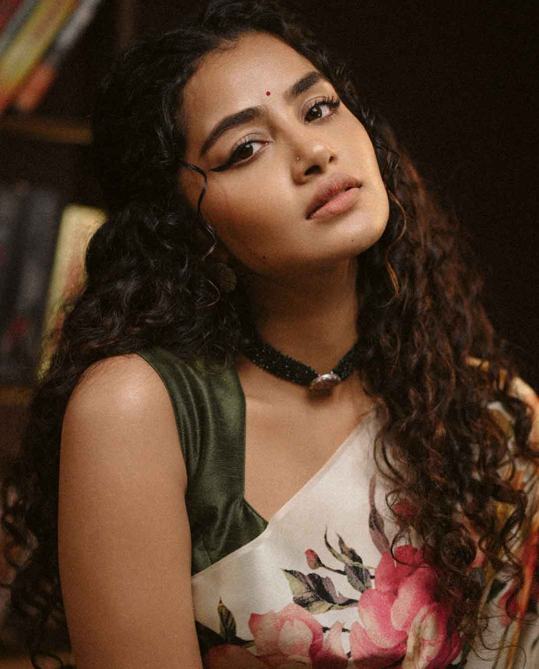 Anupama Parameswaran in White Floral Saree Steals the Spotlight