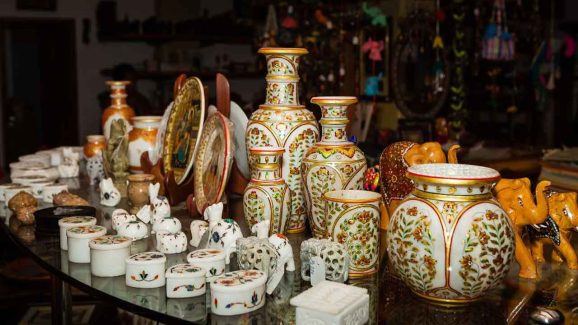 Top Hyderabad Handicrafts Every NRI Should Take Home