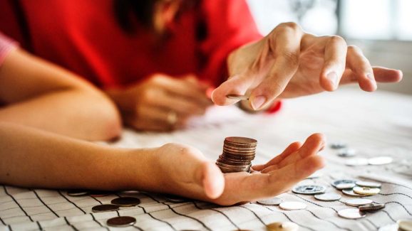 5 Best Low-Risk Investment Options for Middle-Class Families in India