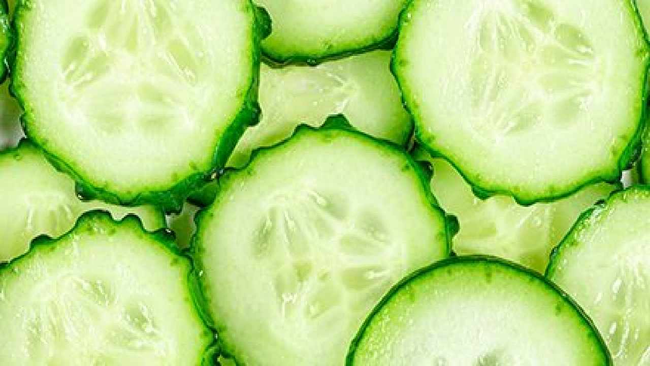 Top 5 Health Benefits of Eating Cucumber Daily