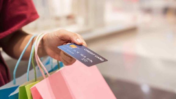 Five Smart Ways to Use a Credit Card for Grocery Shopping