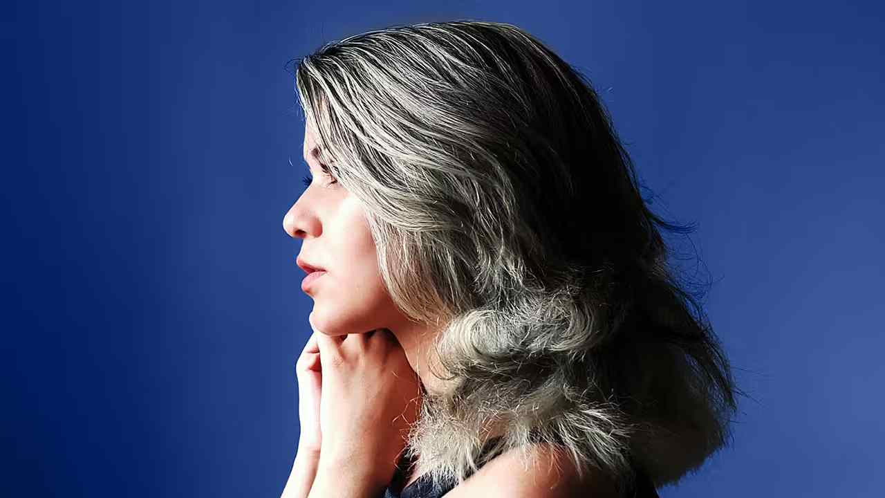 Why Young Indians Are Experiencing Early Grey Hair and How to Manage It