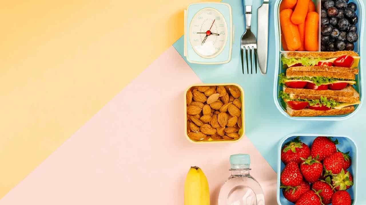Fasting or Small Meals: Which Helps You Lose Fat Faster?