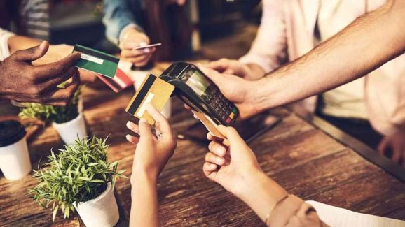 Evenly Split Bills Without Any Awkwardness: These Apps Come in Handy