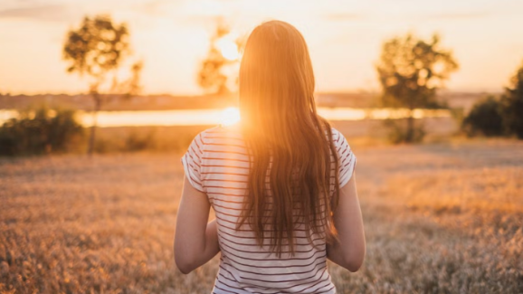 How Much Sunlight Is Healthy? Best Time Duration to Stay in the Sun