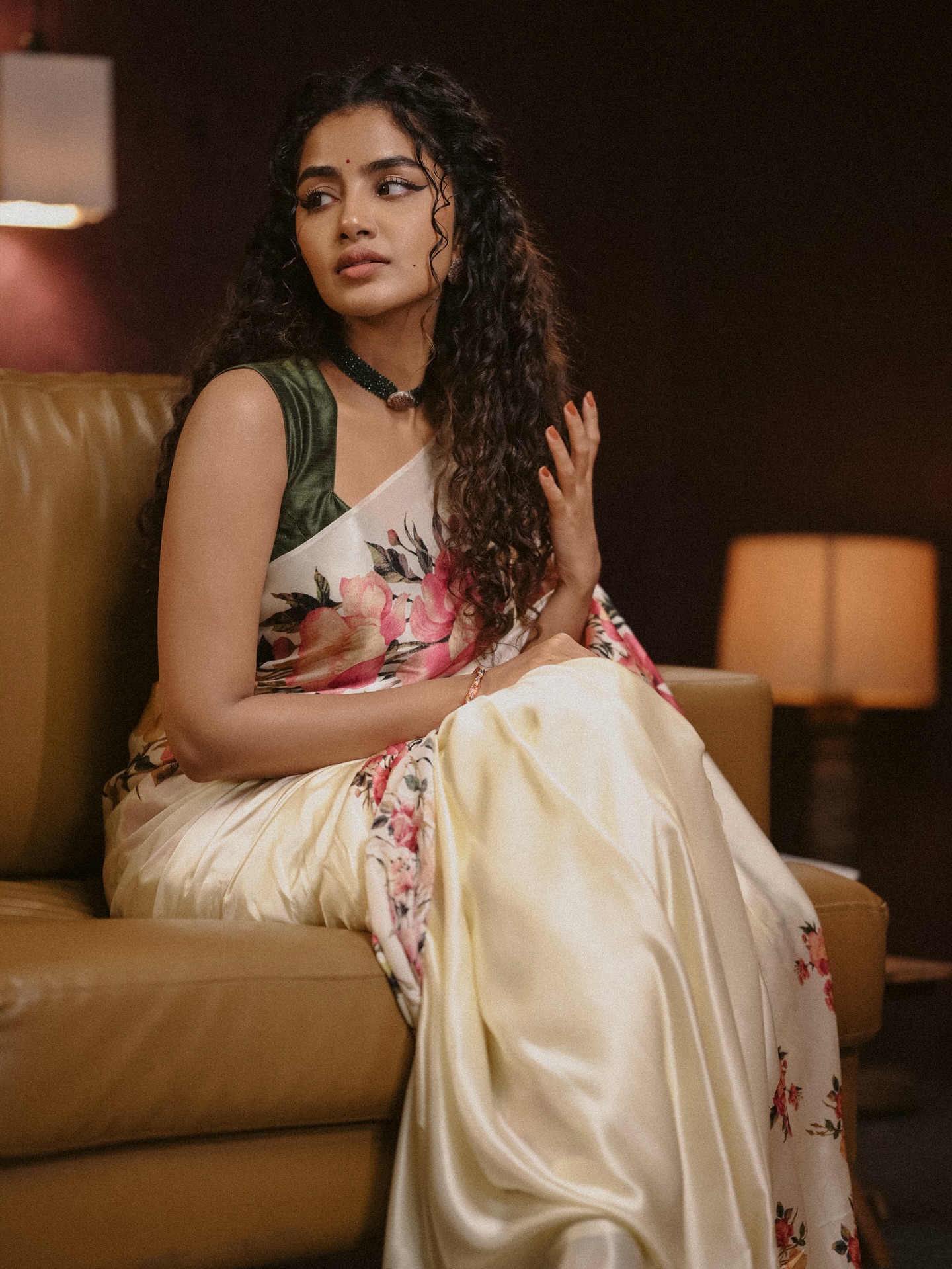 Anupama Parameswaran in White Floral Saree Steals the Spotlight