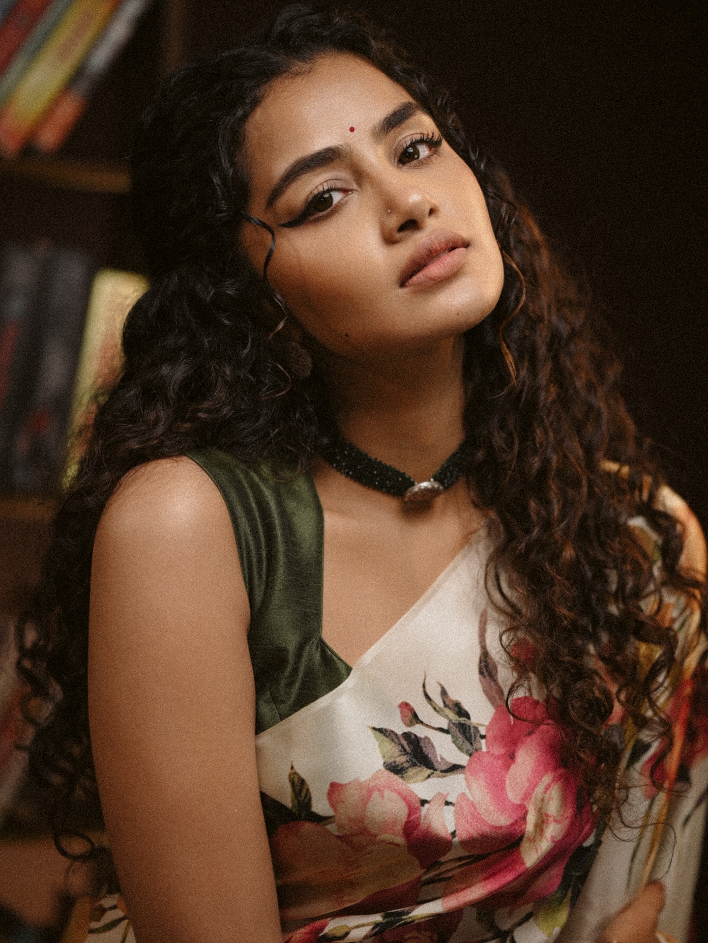 Anupama Parameswaran in White Floral Saree Steals the Spotlight