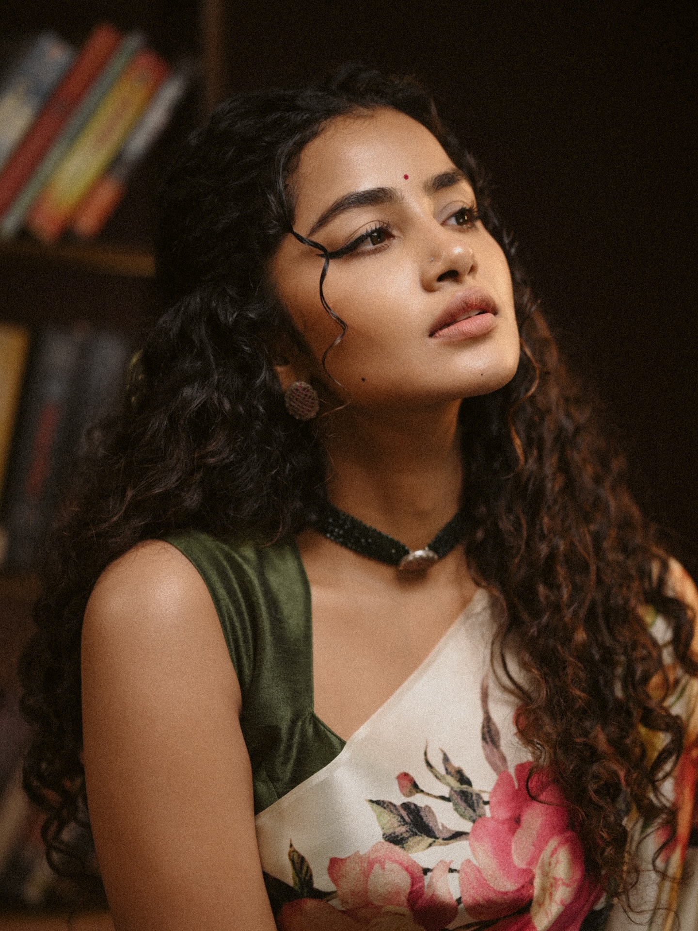 Anupama Parameswaran in White Floral Saree Steals the Spotlight