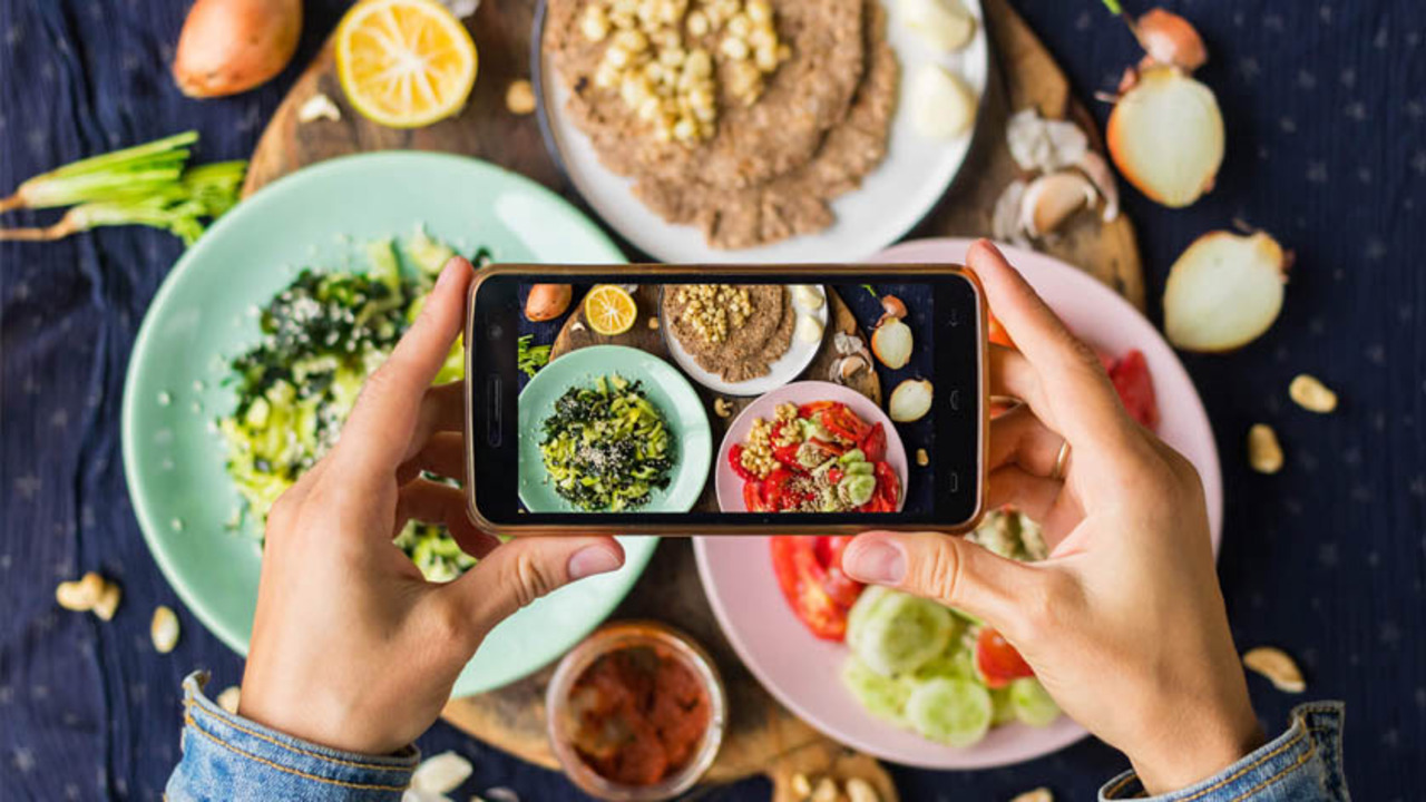 Why Food Bloggers Rule Social Media: The Secret Behind Their Sizzling Success