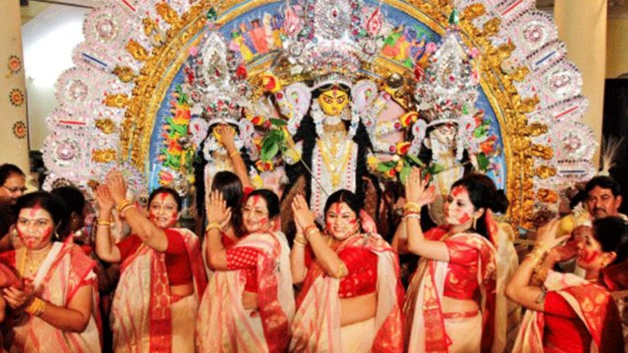 Navratri Feast: Why Bengalis Enjoy Meat During During Puja