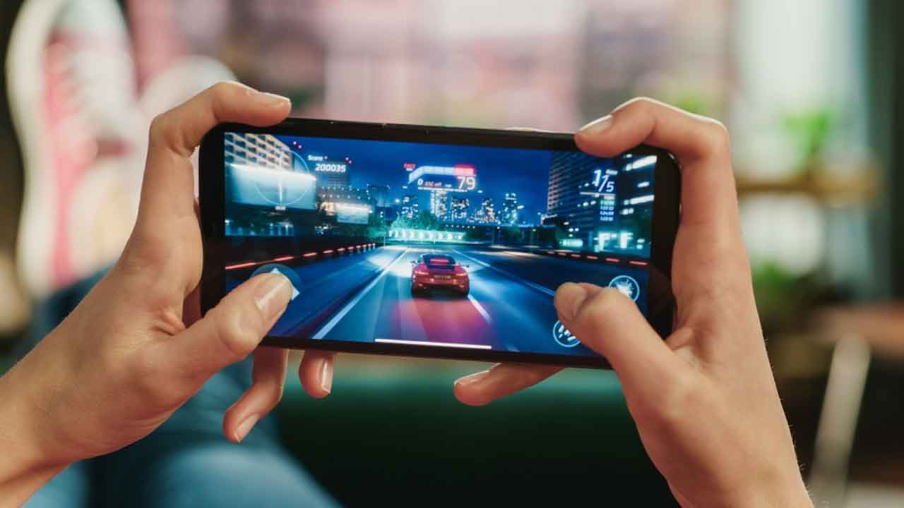 Which is the best Gaming phone in 2025? iQOO Neo 10 Pro vs Asus ROG 9