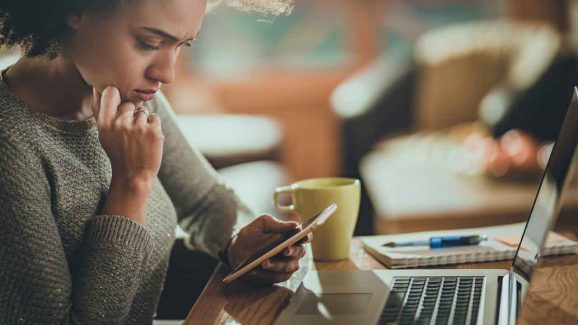 7 Texting Habits That Make Women Lose Interest Instantly