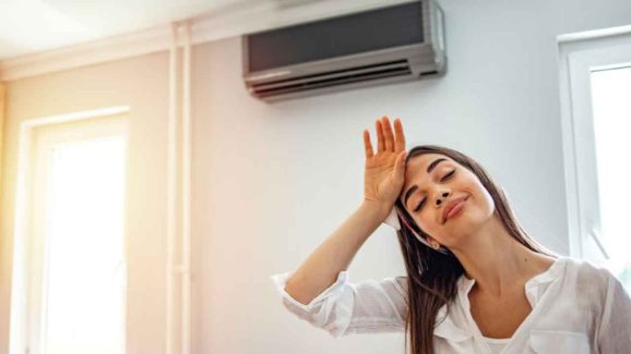 Does Staying in AC Make You Look Younger? Truth Behind Aging