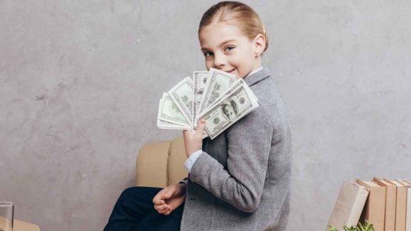 5 Essential Financial Skills Every Student Should Master Before College