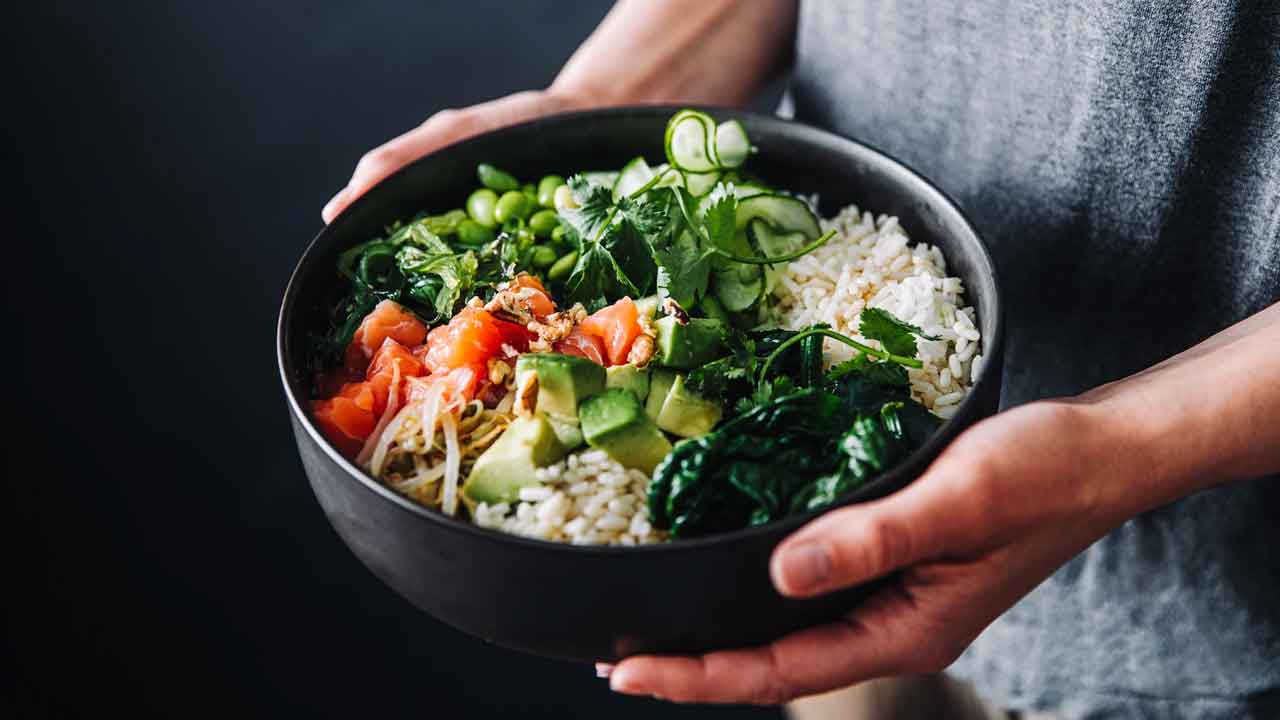 Science-Backed Foods Pairing That Make You Age Slower: Nutrient Pairings for Longevity