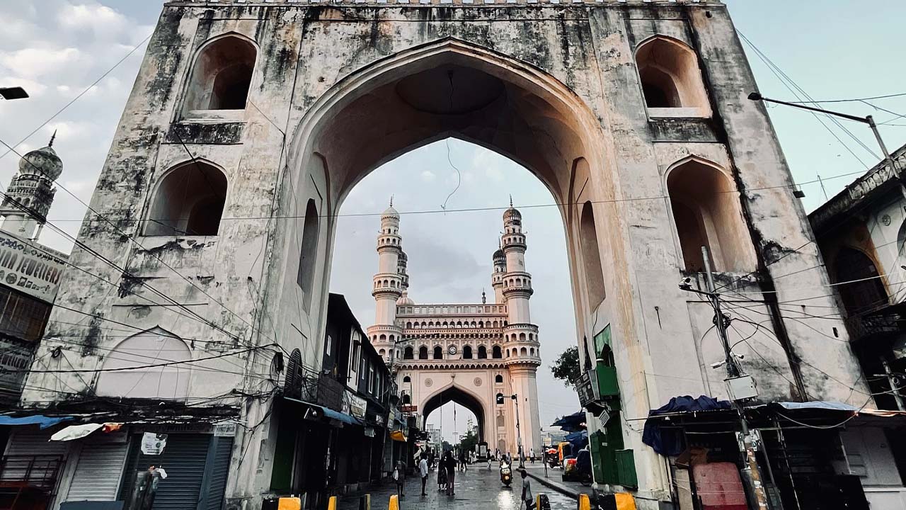 Government Holiday on 11 November 2025: Why Offices, Schools Closed in Hyderabad