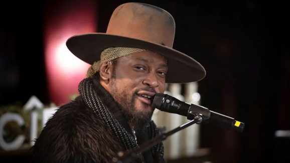 Grammy-winning R&B Icon D’Angelo Passes Away at 51