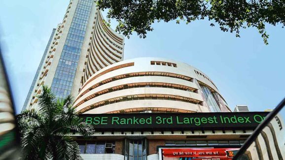 Stock Picks for Today: Analysts Suggest ITC, DLF, Cipla and More