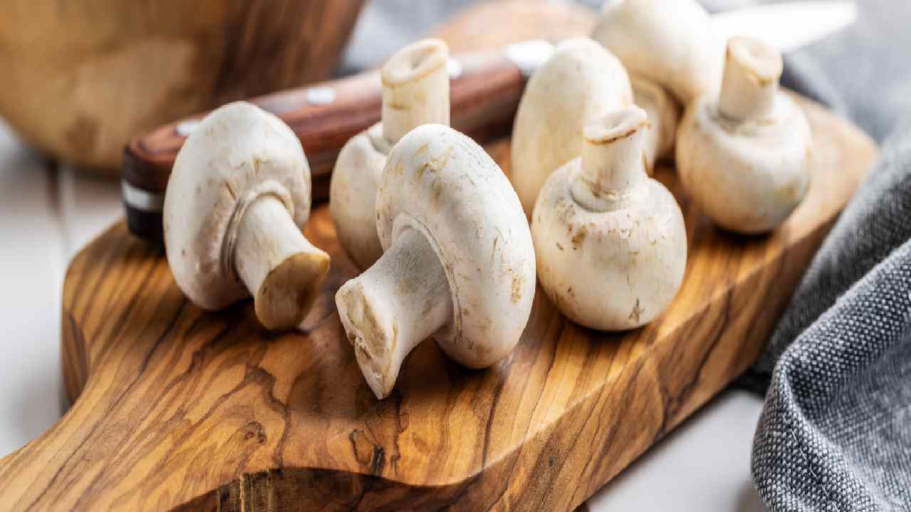 5 Amazing Health Benefits of Eating Mushrooms Regularly