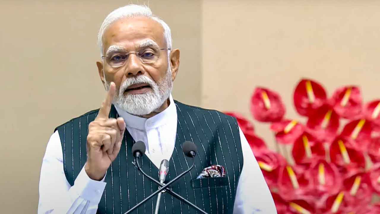 PM Modi Announces Ex Gratia Relief for Kurnool Bus Accident Victims