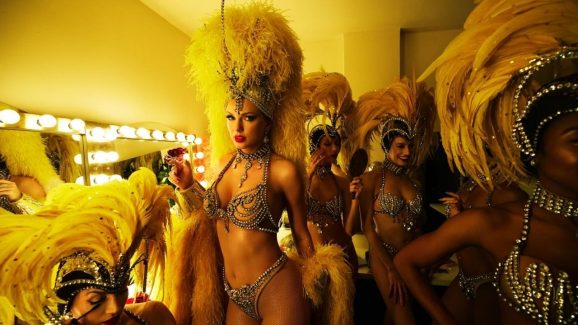 Taylor Swift’s ‘The Life of a Showgirl’: First-Day Sales Revealed