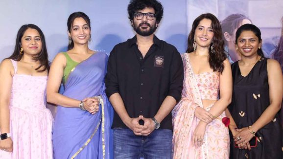 Telusu Kada Day 1 Box Office Collections: Can Siddhu Jonnalagada Recover?