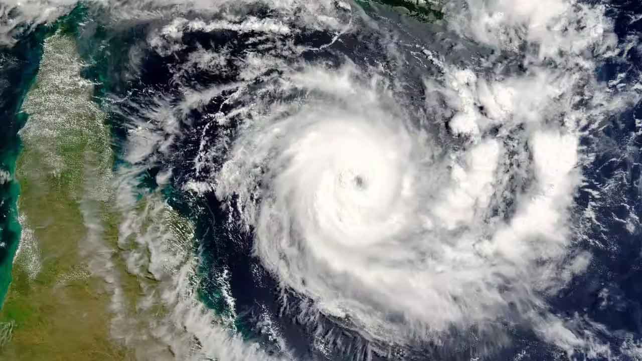 Top 10 Deadliest Cyclones In Telugu States: Cyclone Montha Joins List? Top 10 Deadliest Cyclones In Telugu States: Cyclone Montha Joins List?
