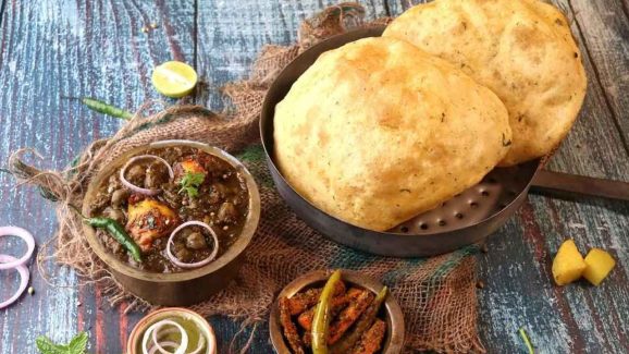 Top 9 Places to Enjoy the Best Chole Bhature in Hyderabad (2025 Food Guide)