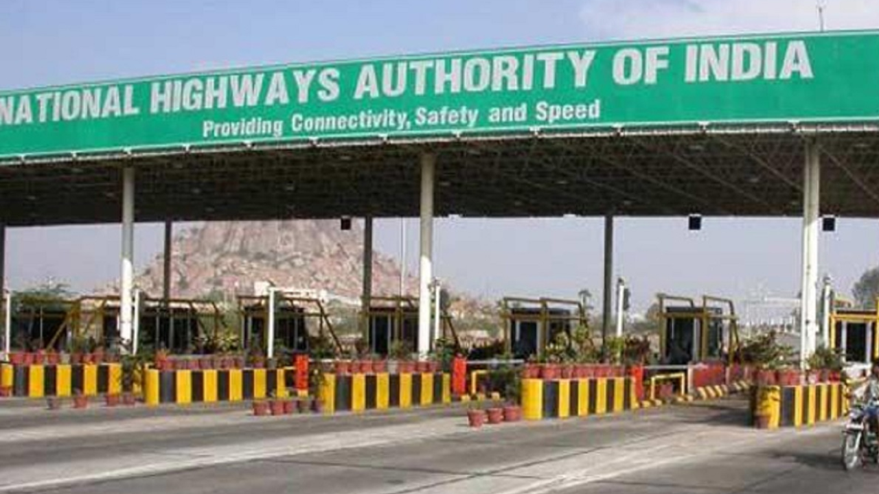 National Highway Users Can Now Check Monthly, Annual Pass at Toll Plaza National Highway Users Can Now Check Monthly, Annual Pass at Toll Plaza