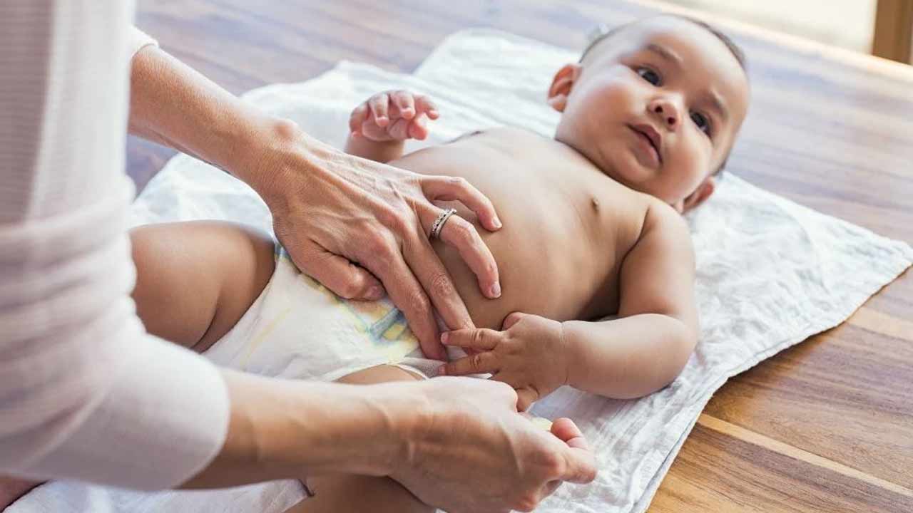 How to Change a Diaper the Right Way to Keep Your Baby Rash-Free