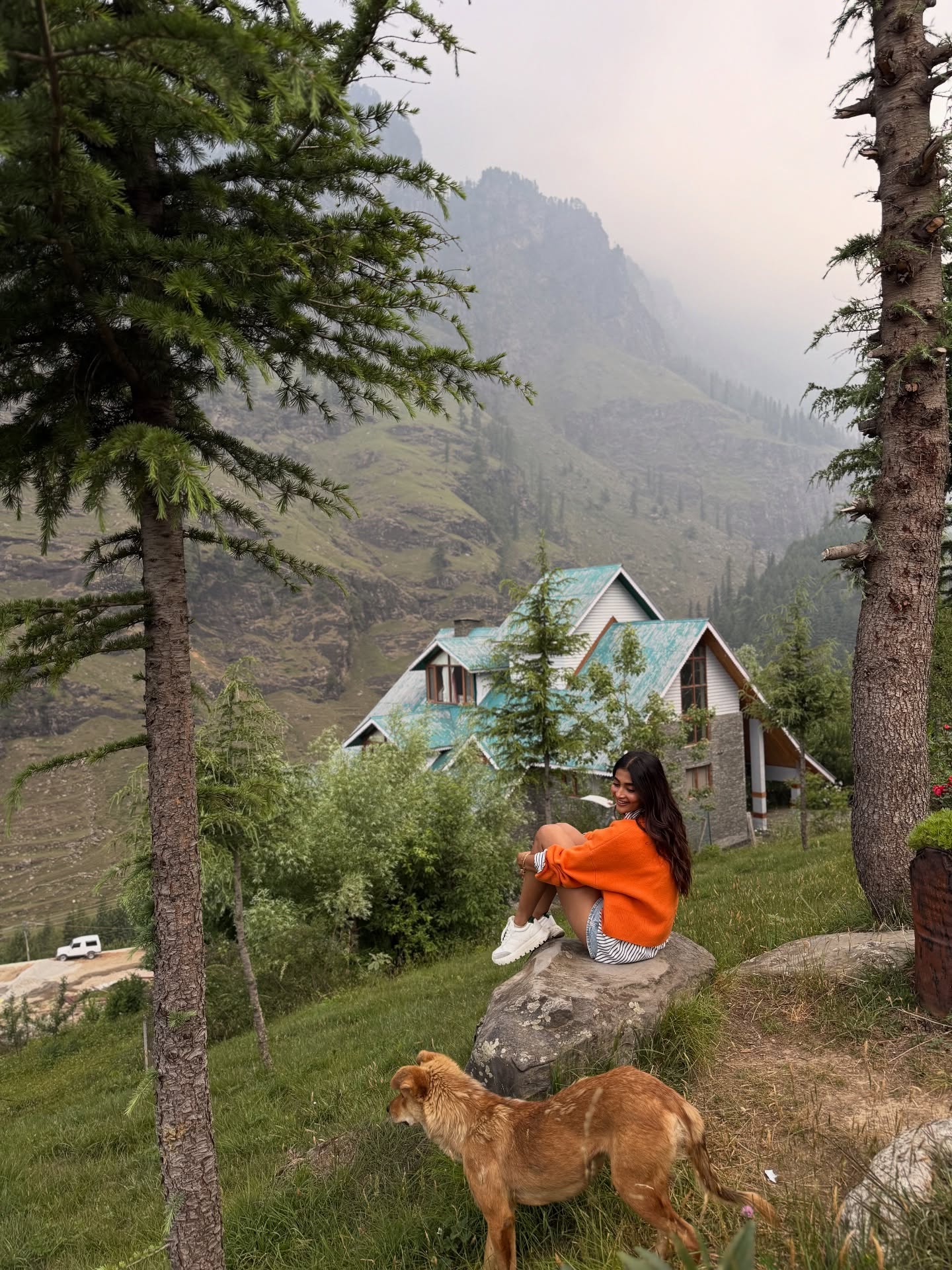 (Image Source: @hegdepooja/ Instagram) Pooja Hegde's Goofy Pictures Dump Is Breaking The Internet