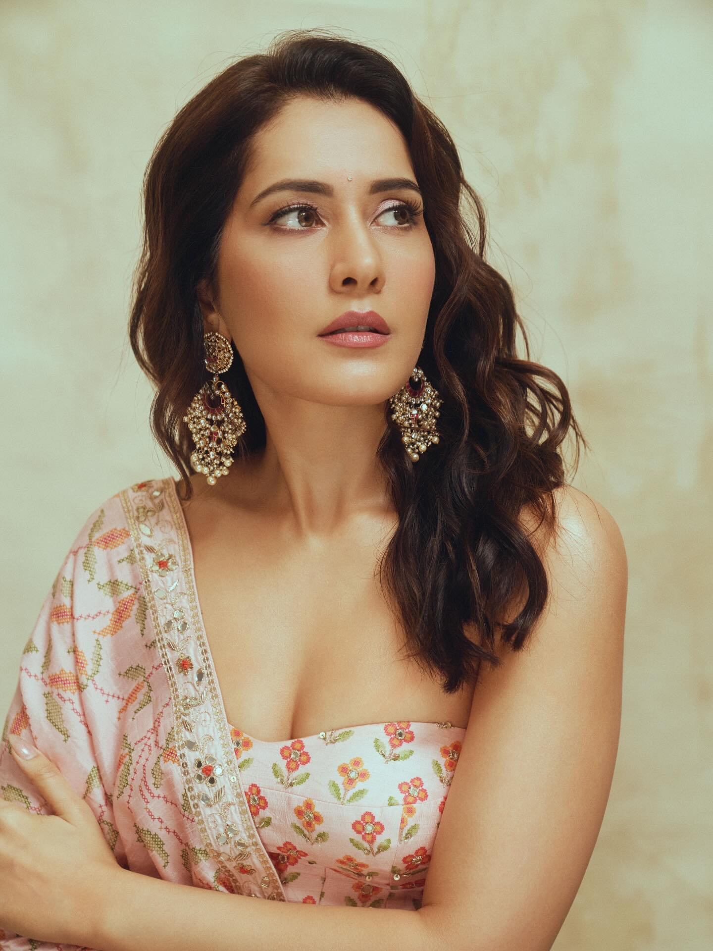 Raashii Khanna Stunning Pics From Telusu Kada Event Set Internet on Fire