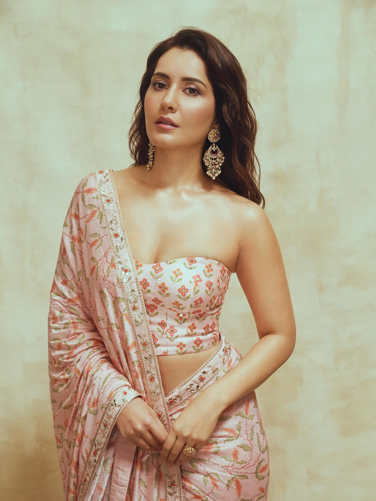Raashii Khanna Stunning Pics From Telusu Kada Event Set Internet on Fire