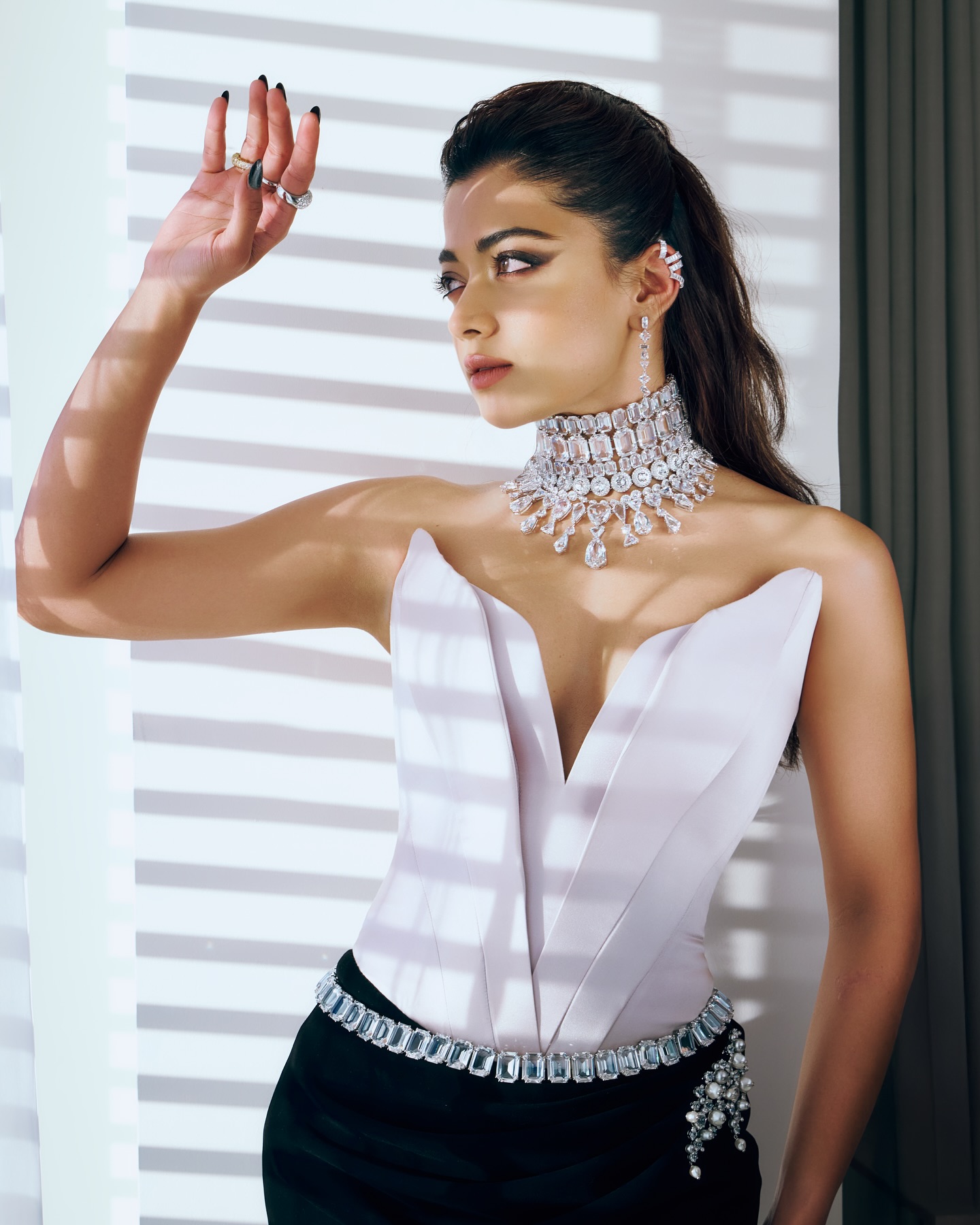 Rashmika Mandanna Elegant Yet Bold Look Breaks the Internet: See Pics