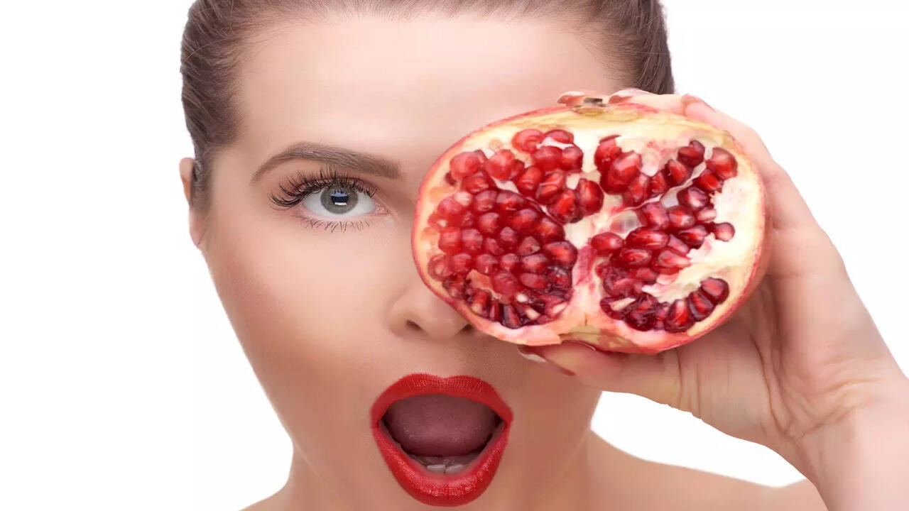 Pomegranate Skin Glow: Simple Fruit With Powerful Beauty Support