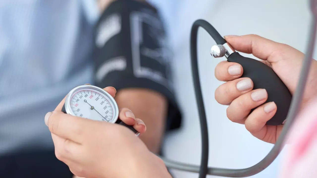 Top 3 High Blood Pressure Night Symptoms You Must Not Ignore