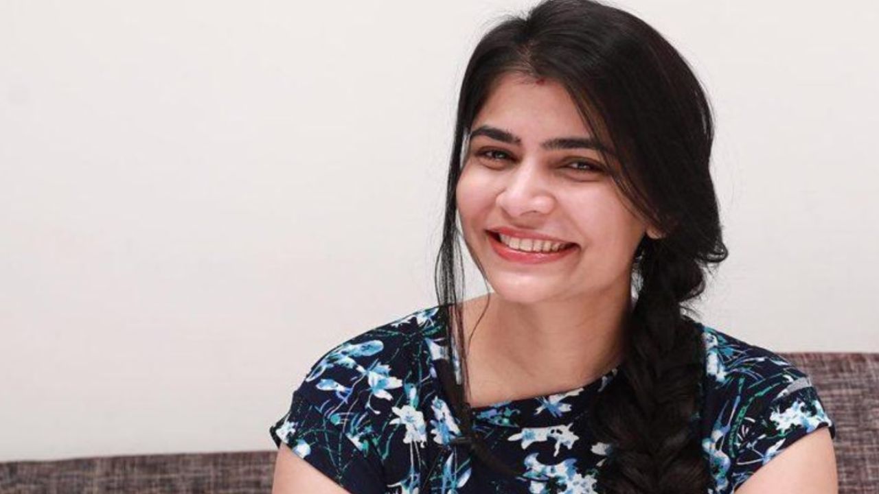 Chinmayi Sripada Hits Back at Troll Mocking Sexual Harassment