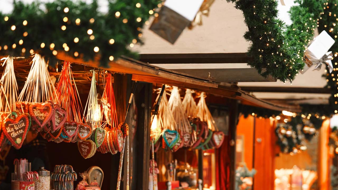 Top 8 Christmas Markets to Visit in India for Every Festive Need