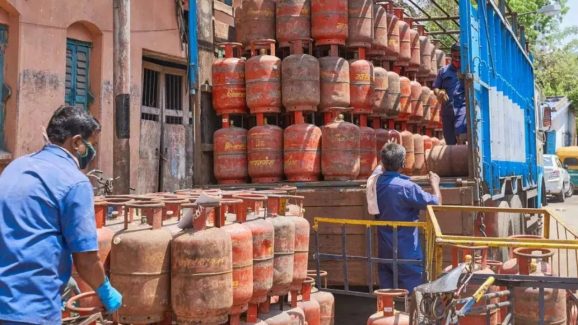 Commercial LPG Gets Cheaper in Major Cities: See Latest Prices