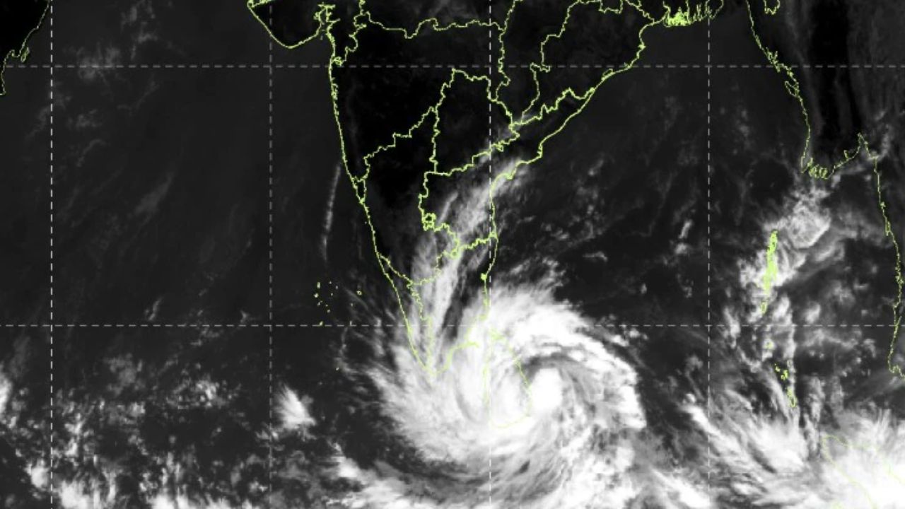 Cyclone Ditwah Impact: Chennai Weather Forecast for the Next 7 Days