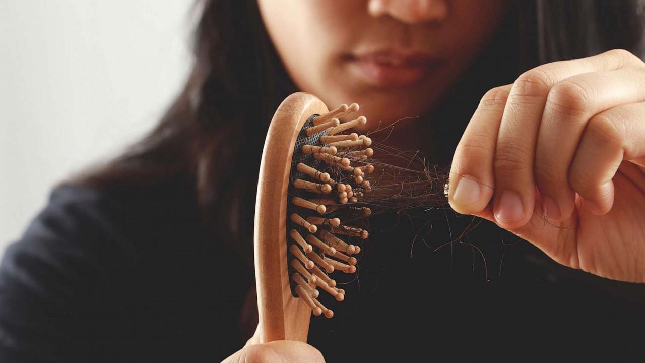 Top 6 Natural Remedies for Hair Fall You Can Try Today