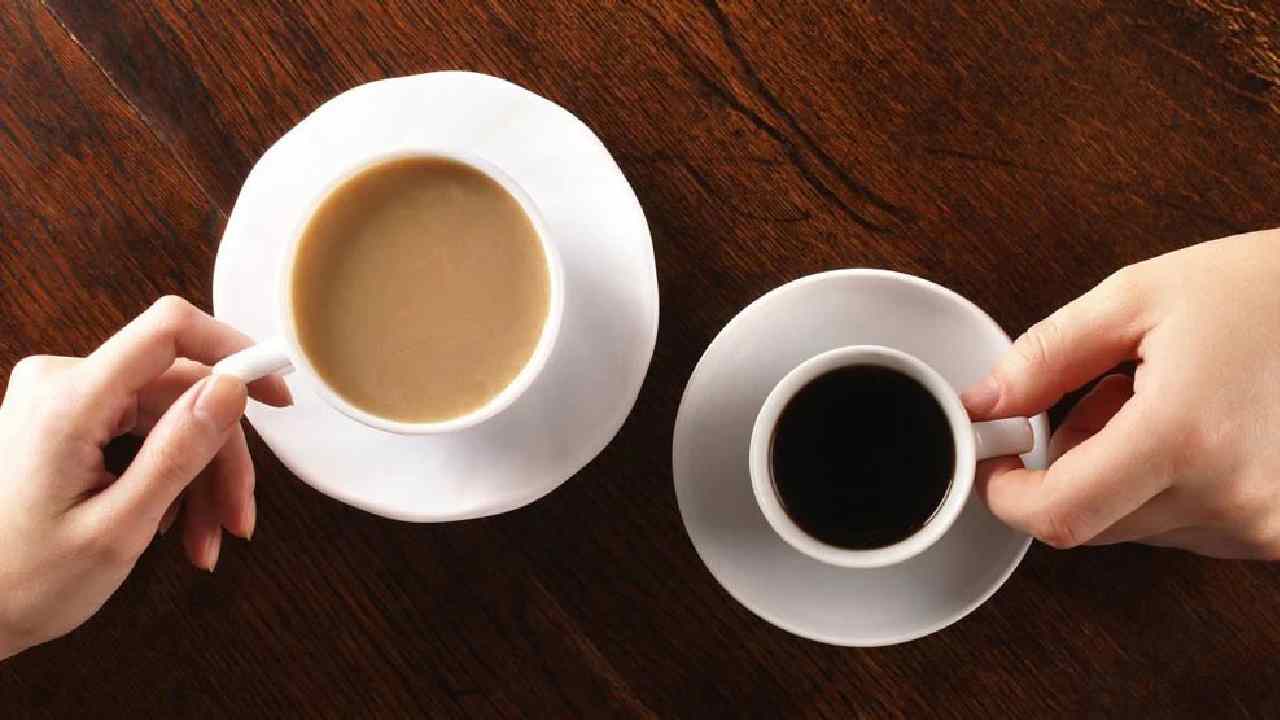 Which Is Better on an Empty Stomach: Tea or Coffee?